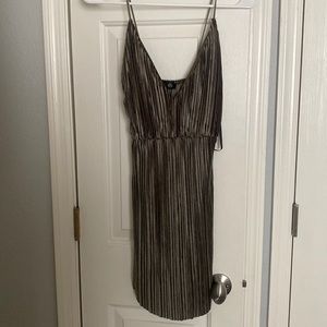 Green textured bodycon dress